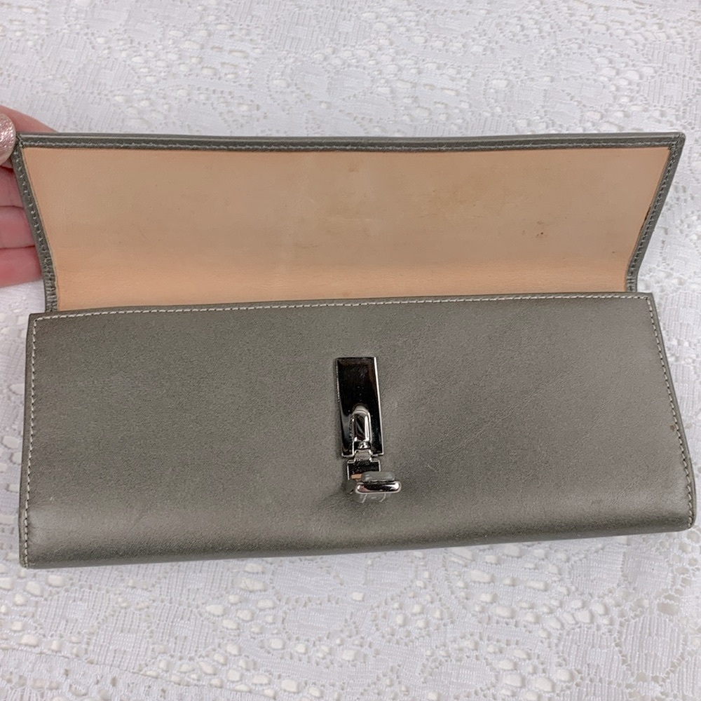 Vintage Coach Leather Wallet Gray Silver Clasp opening Zip Pocket Signature C - Picture 6 of 17